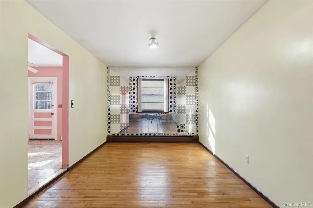 563 Union Road Spring Valley NY 10977