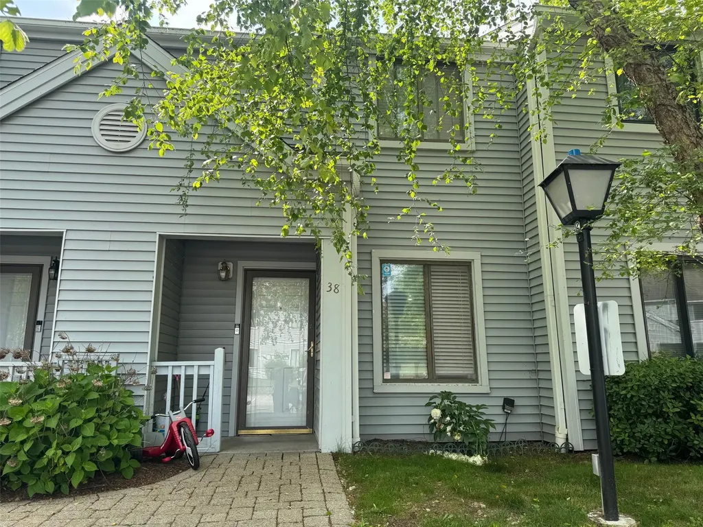 38 Offshore Drive Mohegan Lake NY 10547