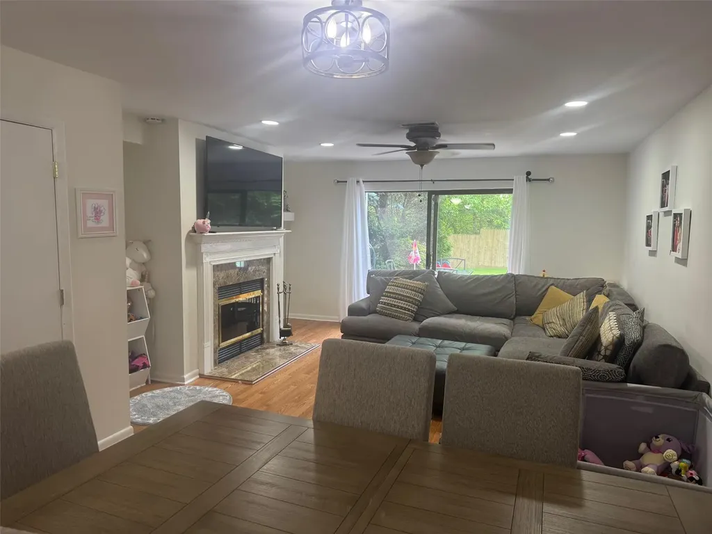 38 Offshore Drive Mohegan Lake NY 10547