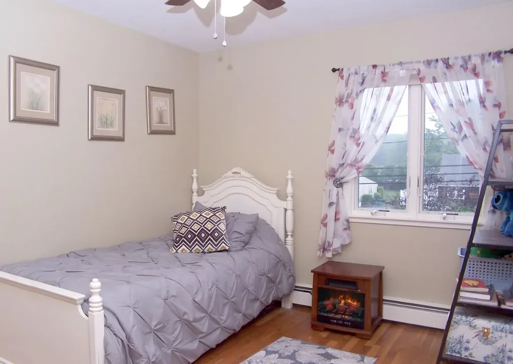 92 Chatham Drive Oakdale NY 11769