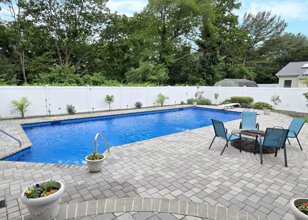 92 Chatham Drive Oakdale NY 11769