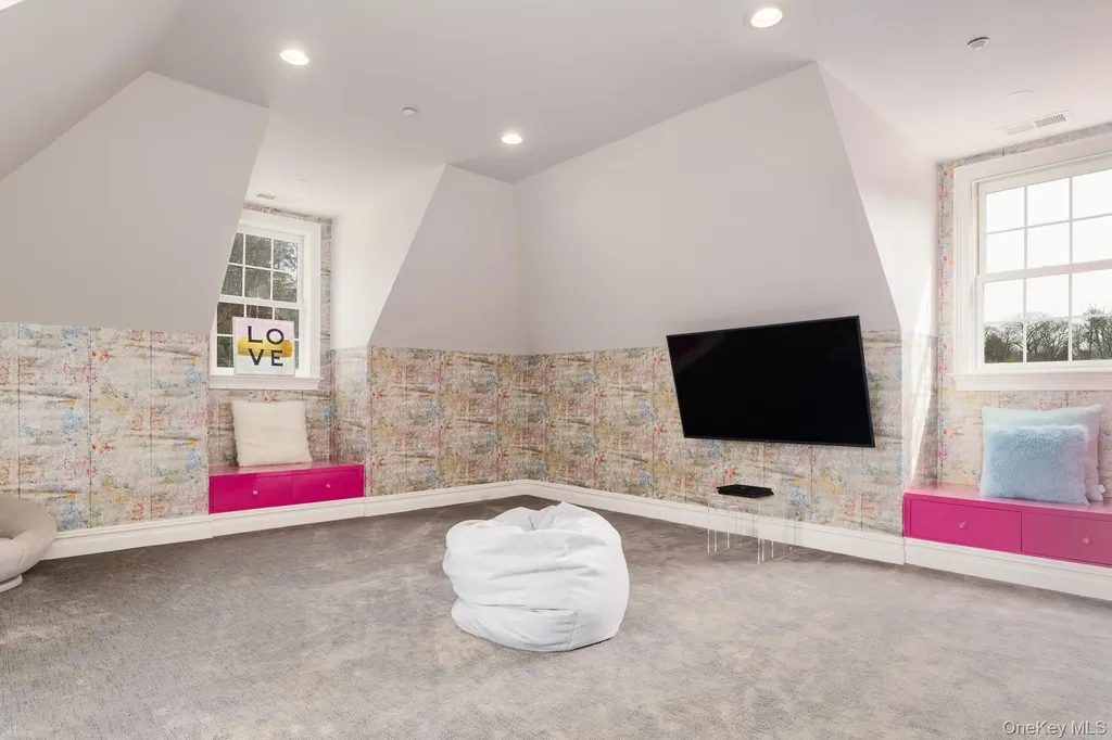 2 Alyssa Lane Purchase NY 10577