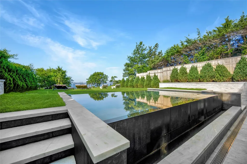 40 Oceanview Drive Southampton NY 11968