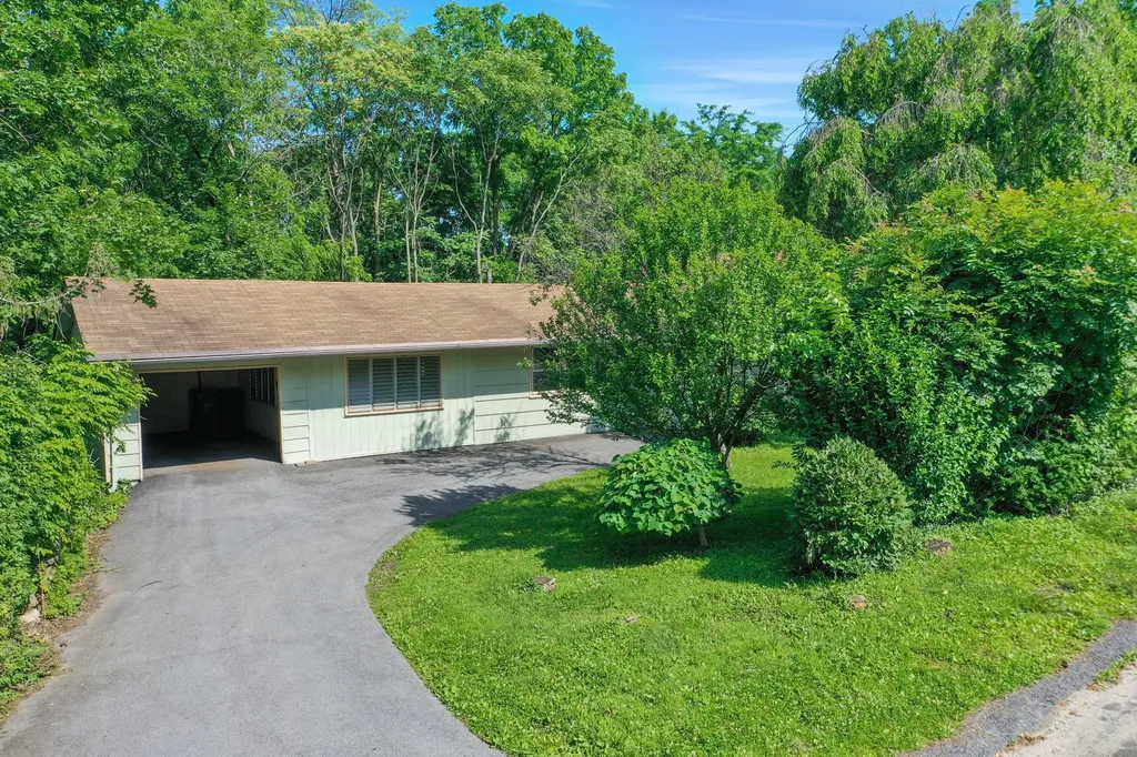 1 Overlook Terrace Goshen NY 10924
