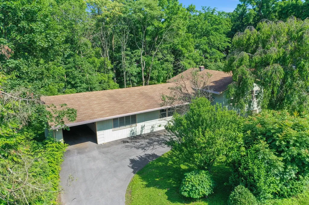 1 Overlook Terrace Goshen NY 10924