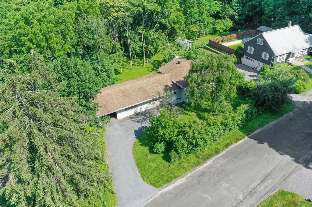 1 Overlook Terrace Goshen NY 10924