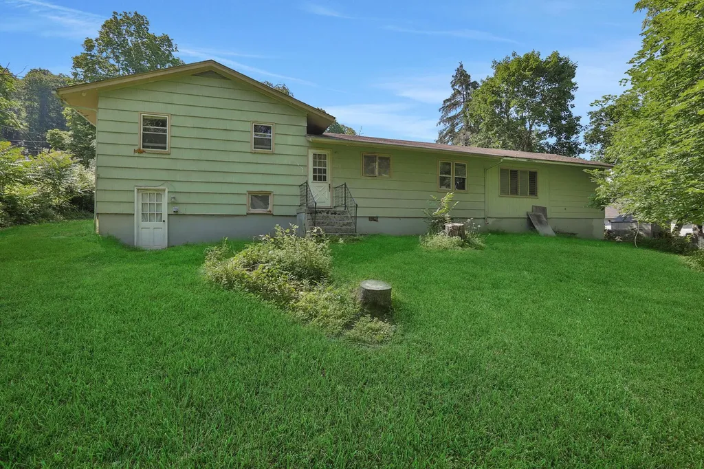 1 Overlook Terrace Goshen NY 10924