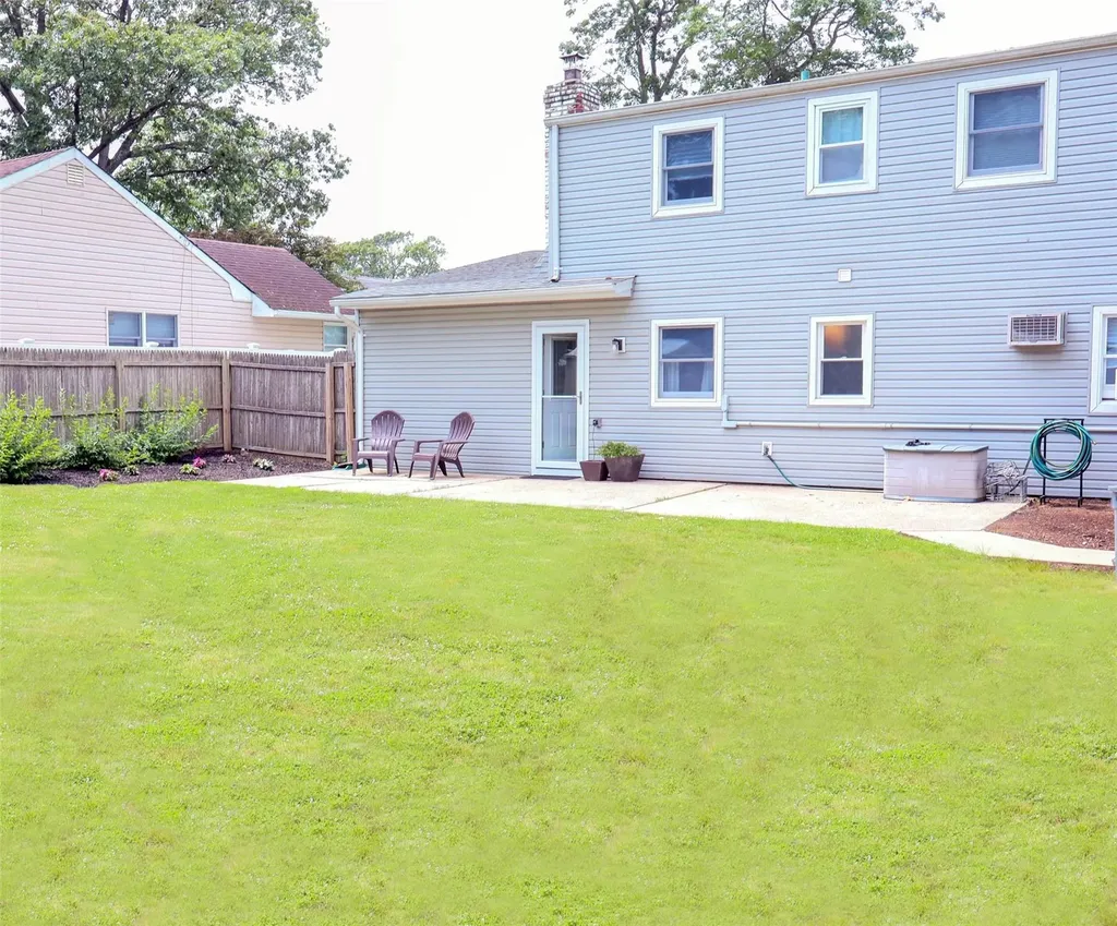 594 Central Avenue Massapequa NY 11758