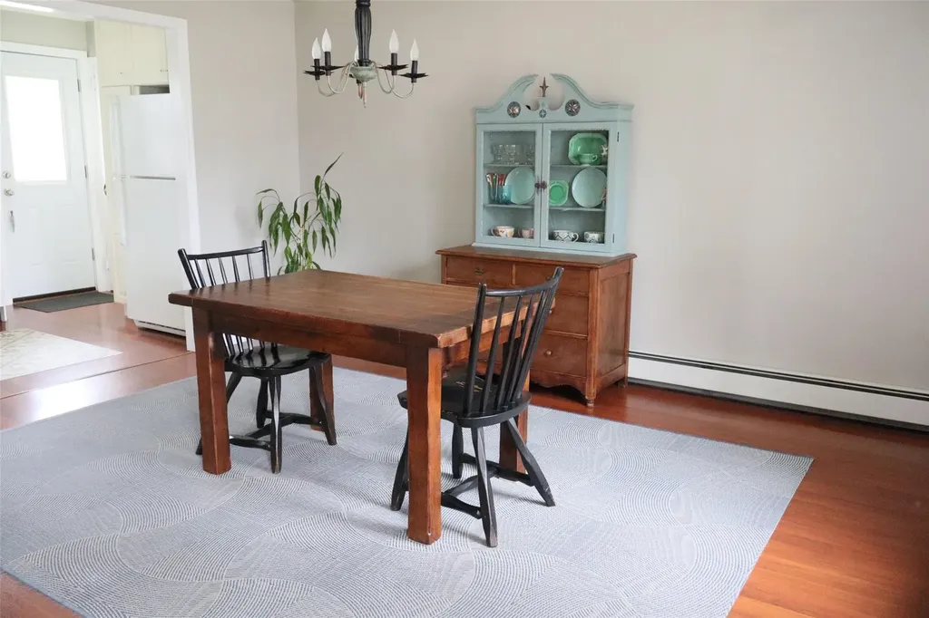 594 Central Avenue Massapequa NY 11758