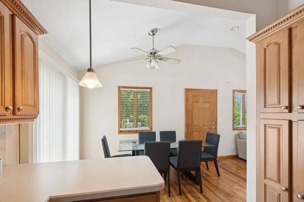 142 Coolidge Avenue Amity Harbor NY 11701