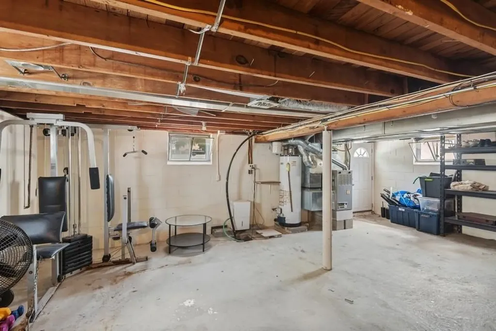 142 Coolidge Avenue Amity Harbor NY 11701