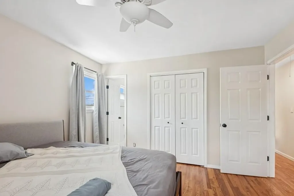 142 Coolidge Avenue Amity Harbor NY 11701