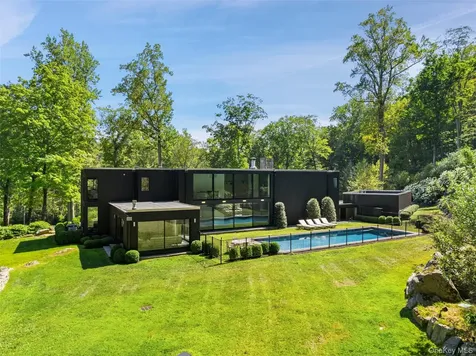 147 Mianus River Road Bedford NY 10506