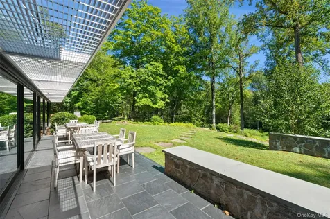 147 Mianus River Road Bedford NY 10506