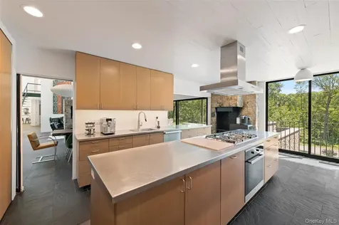 147 Mianus River Road Bedford NY 10506