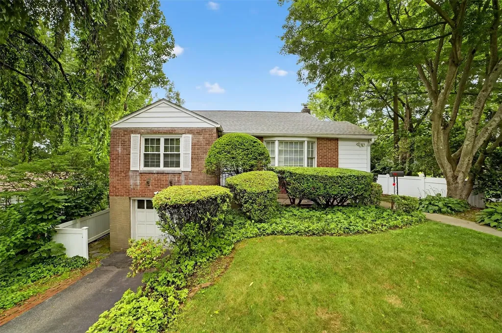 354 Grandview Boulevard Yonkers NY 10710