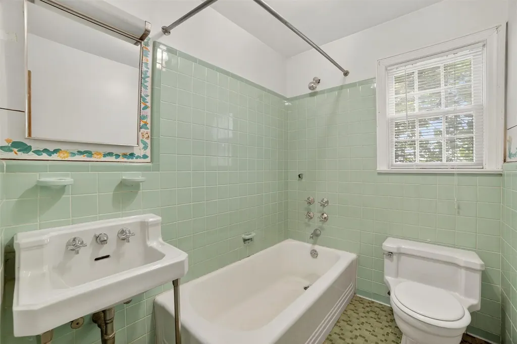 354 Grandview Boulevard Yonkers NY 10710