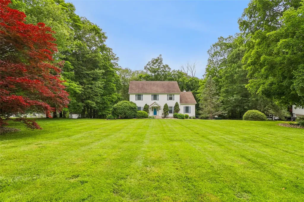 10 Jennifer Lane Carmel NY 10512
