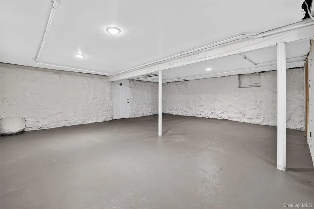 31 W Broadway Nyack NY 10960