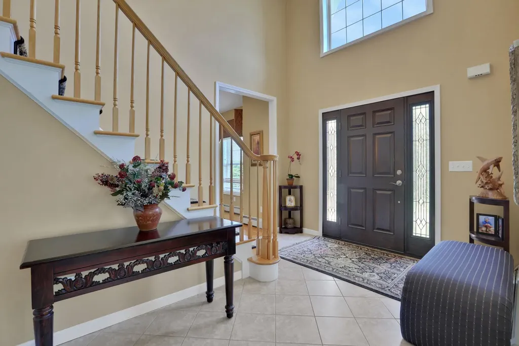 16 Winston Place Marlboro NY 12542