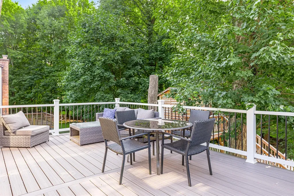 18 Lancaster Drive Suffern NY 10901