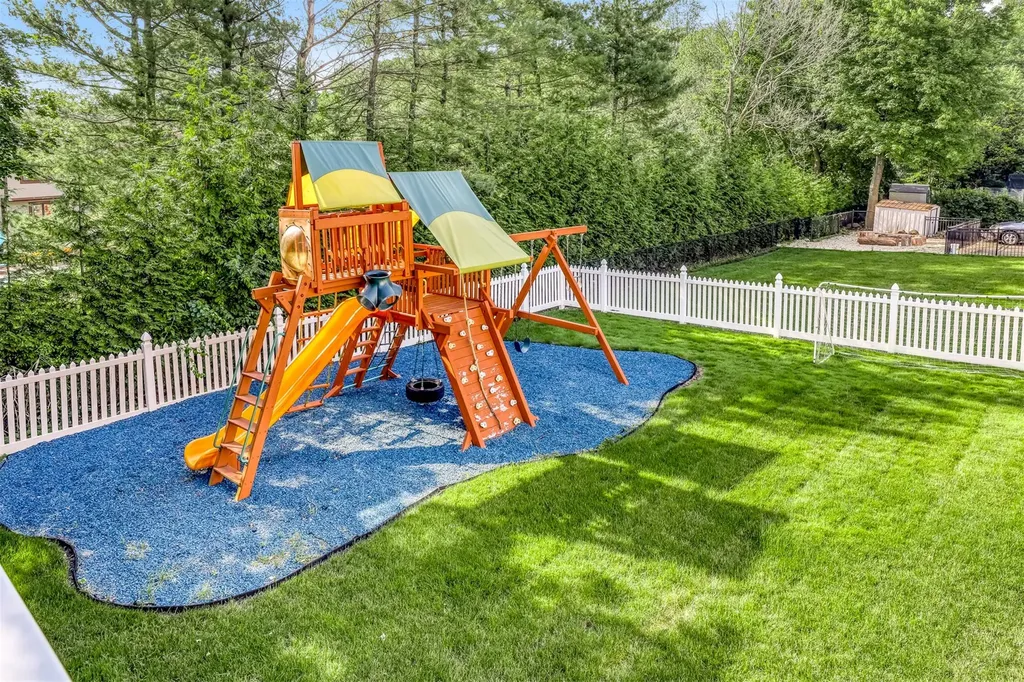 18 Lancaster Drive Suffern NY 10901