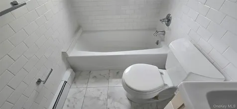 16 August Avenue Bayville NY 11709