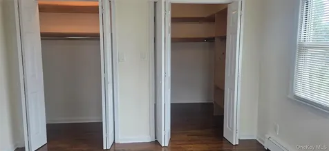 16 August Avenue Bayville NY 11709