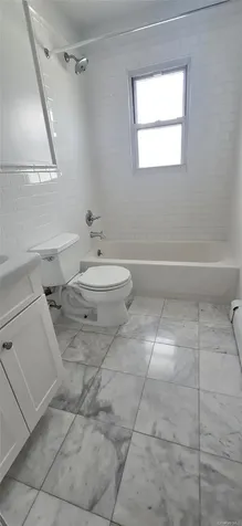 16 August Avenue Bayville NY 11709