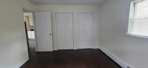 16 August Avenue Bayville NY 11709