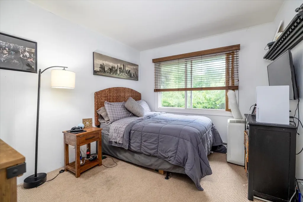 431 Townline Road Commack NY 11725