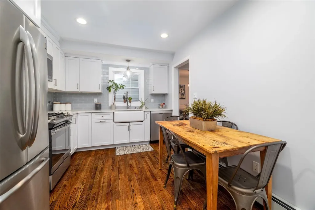 431 Townline Road Commack NY 11725