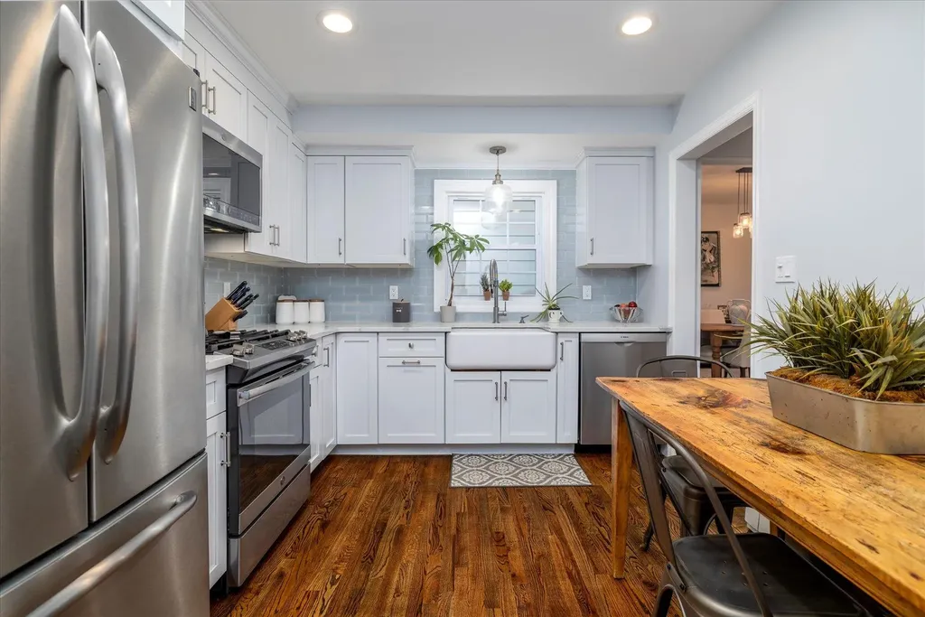 431 Townline Road Commack NY 11725