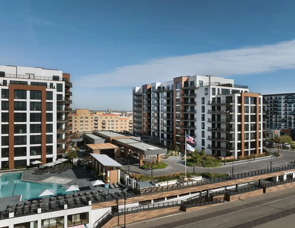 140 Boardwalk Long Beach NY 11561