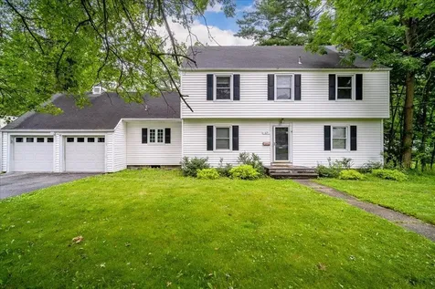 17 Seaman Road Poughkeepsie NY 12601