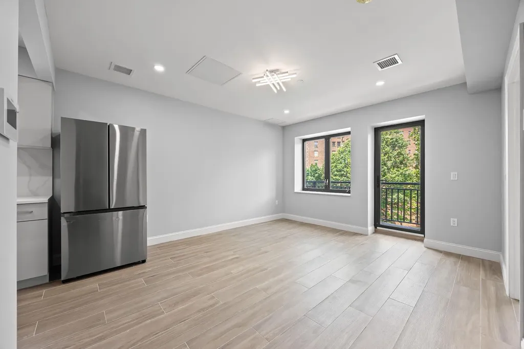 13225 41st Avenue Flushing NY 11355