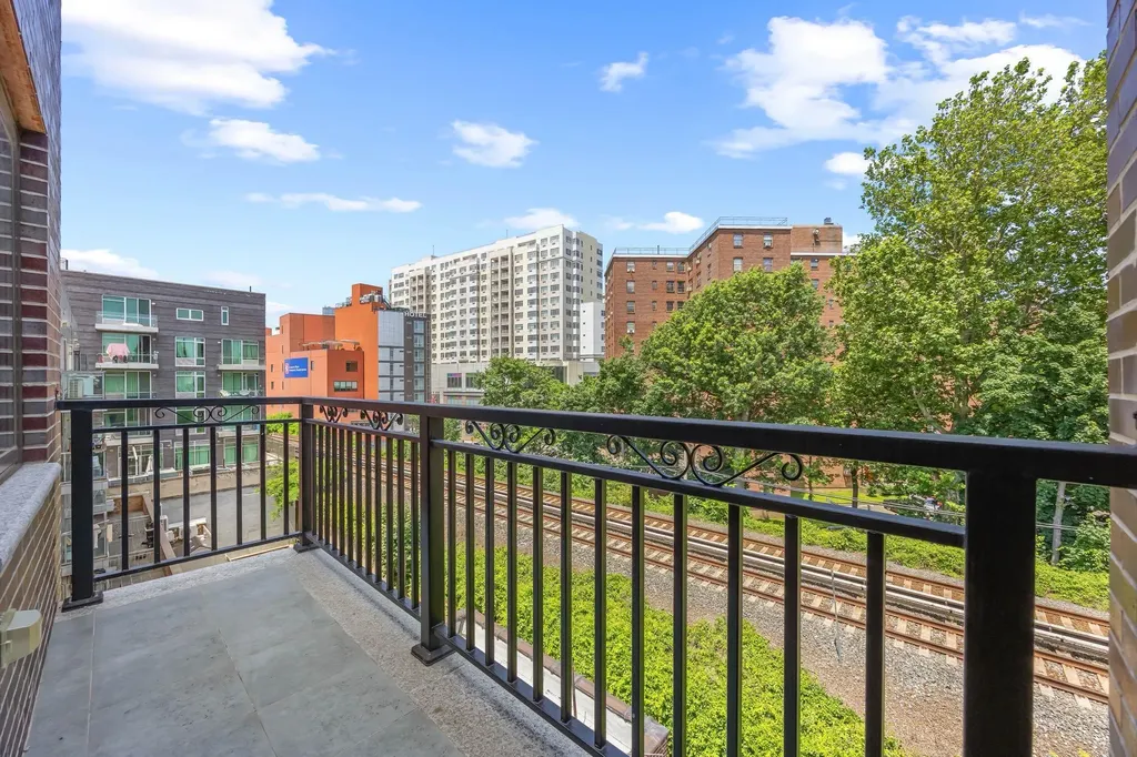 13225 41st Avenue Flushing NY 11355