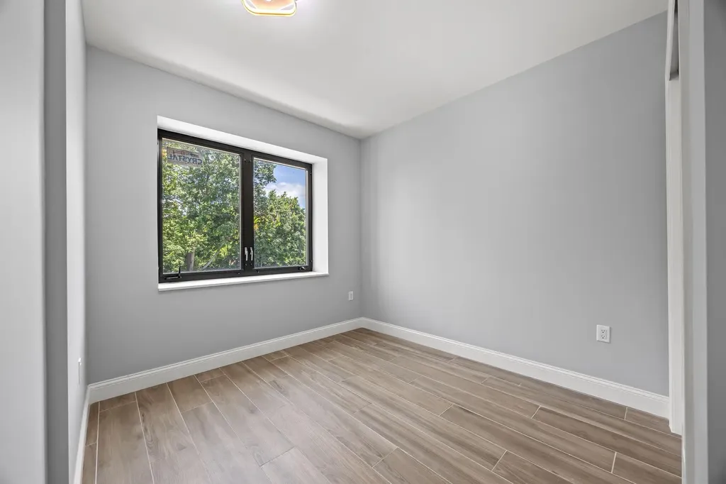 13225 41st Avenue Flushing NY 11355
