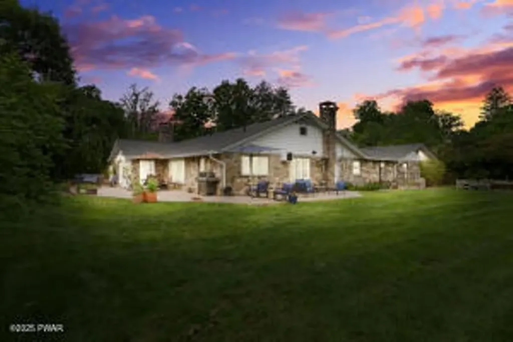 312 E Ann Street Milford PA 18337
