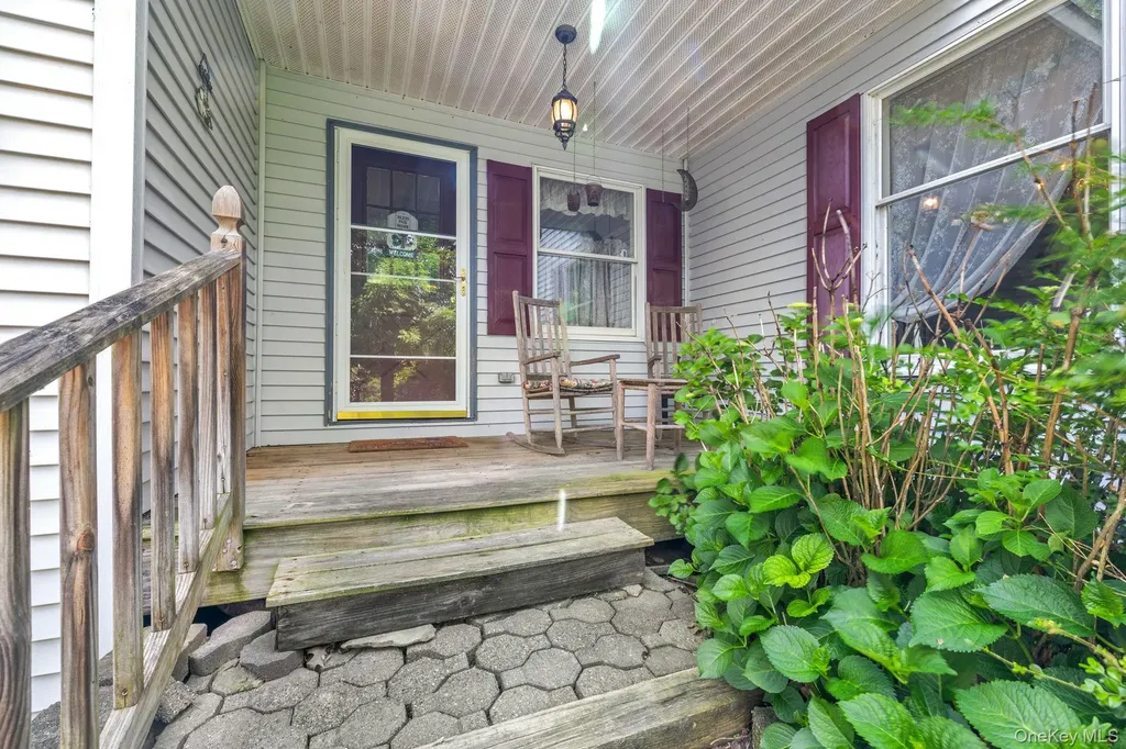 2 Gerri Court Wallkill NY 12589