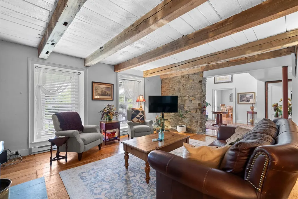346 Crescent Avenue Highland NY 12528