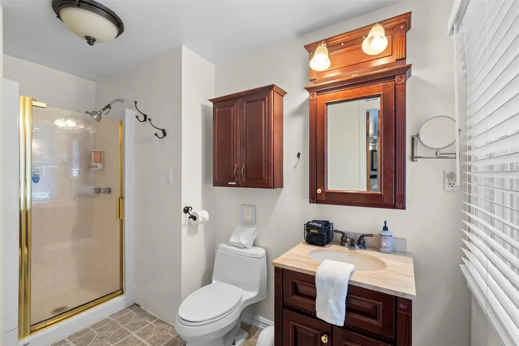 346 Crescent Avenue Highland NY 12528