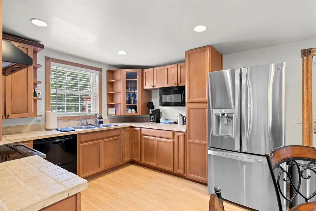 346 Crescent Avenue Highland NY 12528