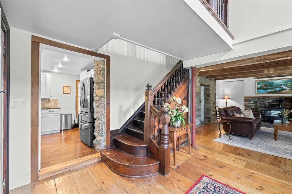 346 Crescent Avenue Highland NY 12528