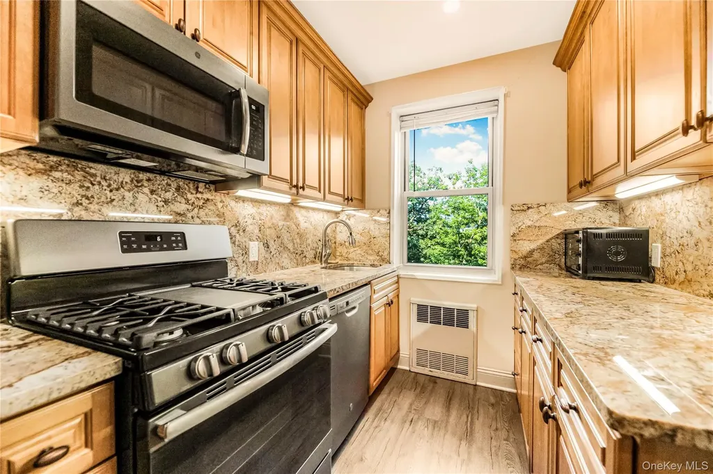 609 Palmer Road Yonkers NY 10701