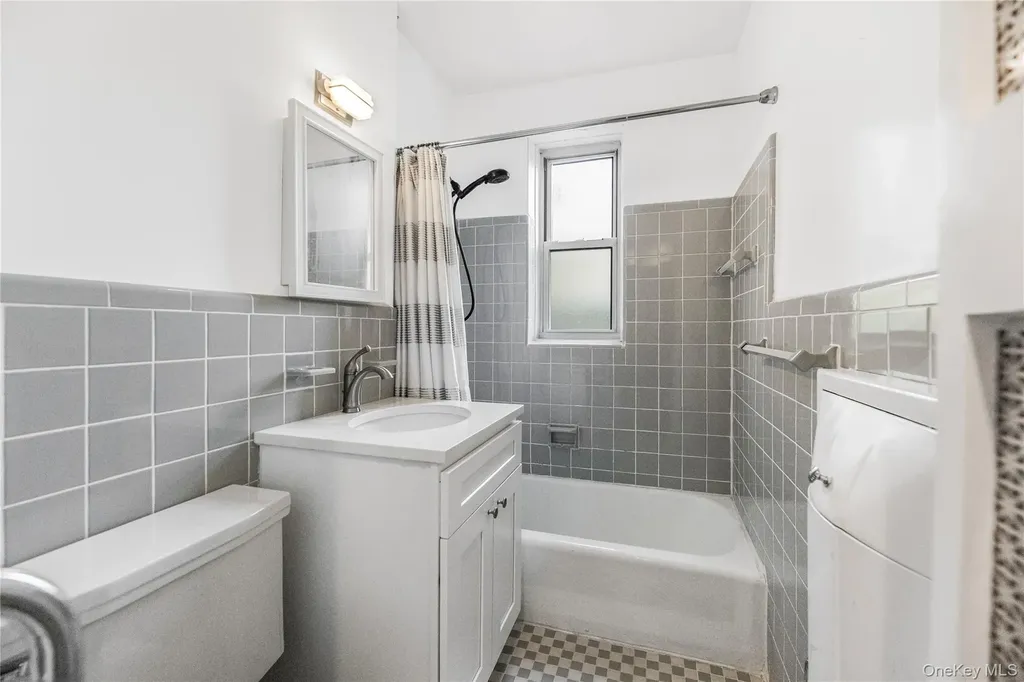 609 Palmer Road Yonkers NY 10701