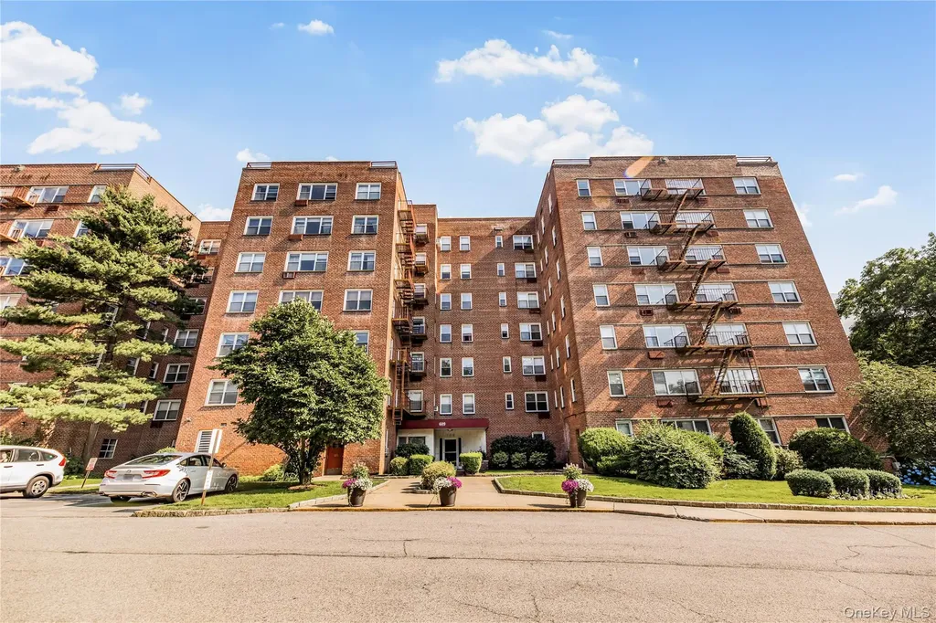 609 Palmer Road Yonkers NY 10701