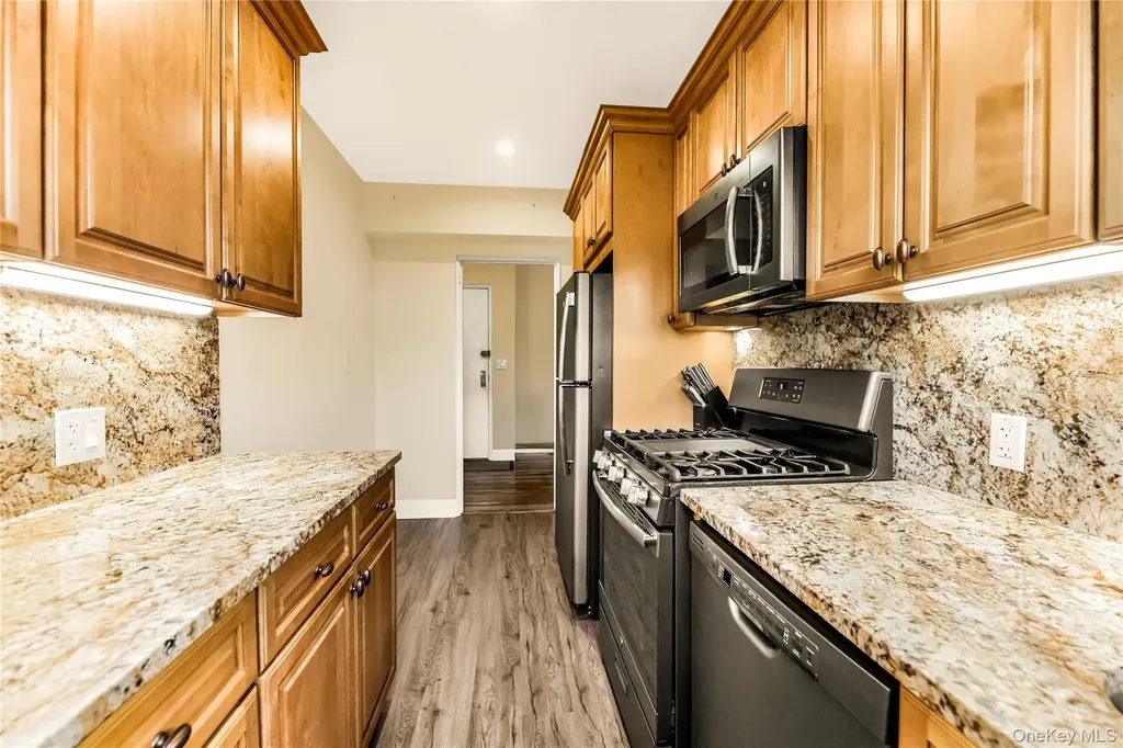 609 Palmer Road Yonkers NY 10701