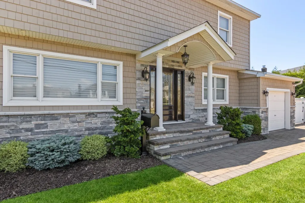 5 Miami Road Bethpage NY 11714
