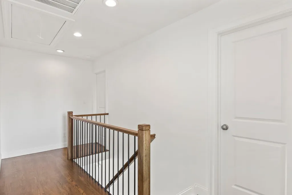 5 Miami Road Bethpage NY 11714